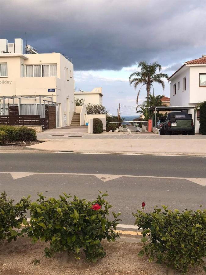 Sunny Holiday By Konnos Paralimni Exterior foto
